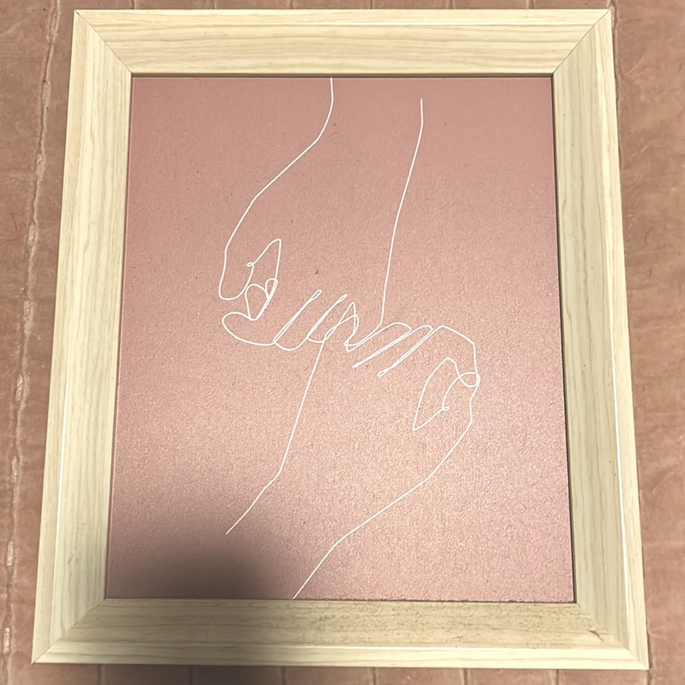 I am selling one wall decor picture.